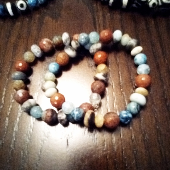 Uniquely designed bracelets made w/ organic stones - Picture 3 of 6